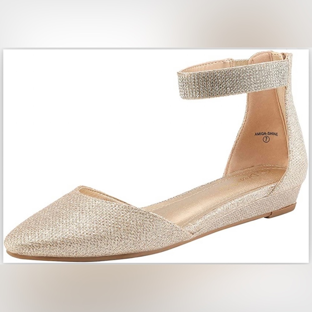 NWT champagne sparkle flat with ankle strap